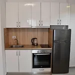 Cozy Near New Bazaar With Free Parking Tirana