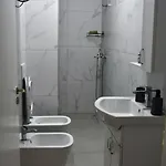 Cozy Near New Bazaar With Free Parking Apartment