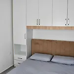 Apartment Cozy Near New Bazaar With Free Parking Tirana