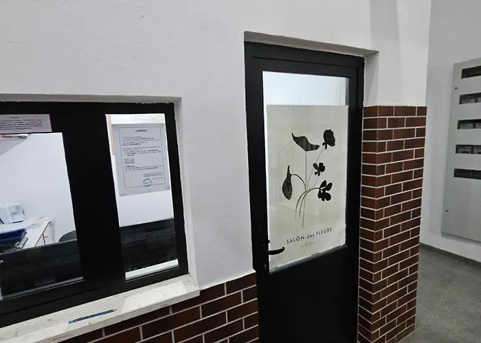 Cozy Near New Bazaar Lejlighed Tirana