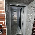 Cozy Near New Bazaar With Free Parking