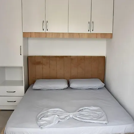 Cozy Near New Bazaar With Free Parking *