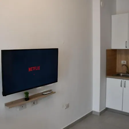 Cozy Near New Bazaar & Free Parking Daire *