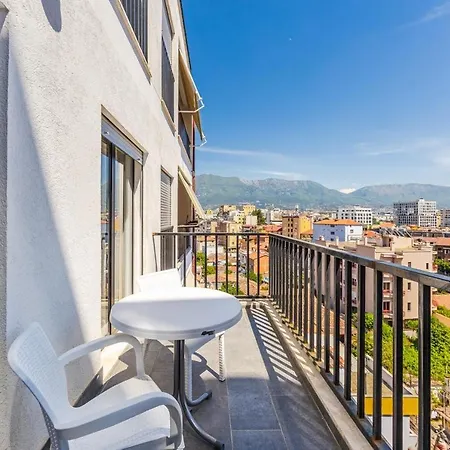Διαμέρισμα Cozy Near New Bazaar With Free Parking