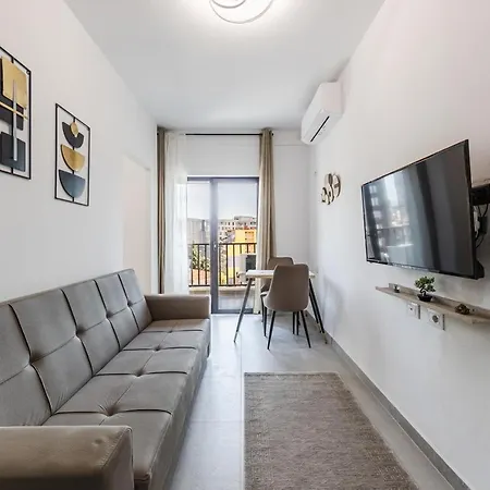Cozy Near New Bazaar With Free Parking Διαμέρισμα *