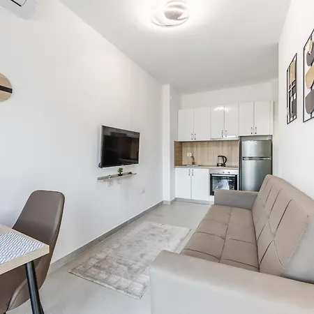 Διαμέρισμα Cozy Near New Bazaar With Free Parking *