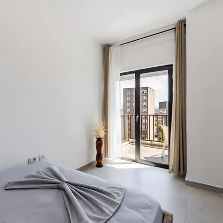 Cozy Near New Bazaar With Free Parking Διαμέρισμα
