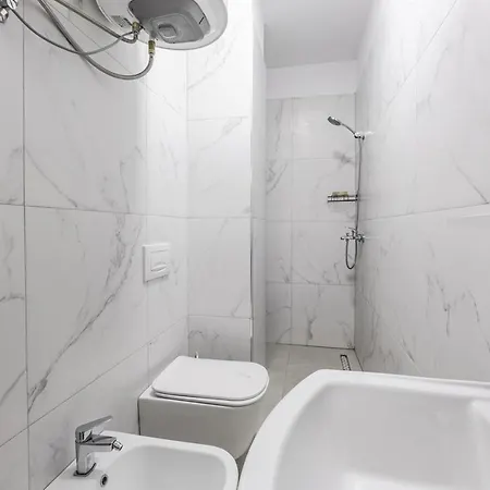 Cozy Near New Bazaar With Free Parking Διαμέρισμα *