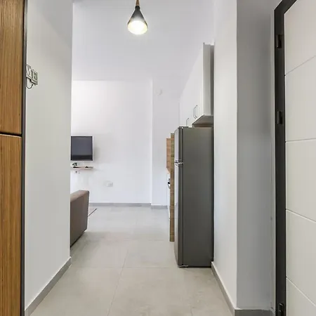 Διαμέρισμα Cozy Near New Bazaar With Free Parking
